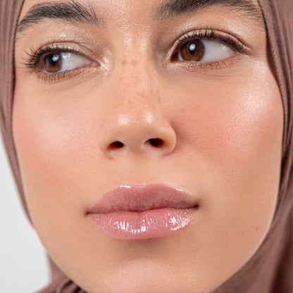 Lip gloss (squeeze tube)