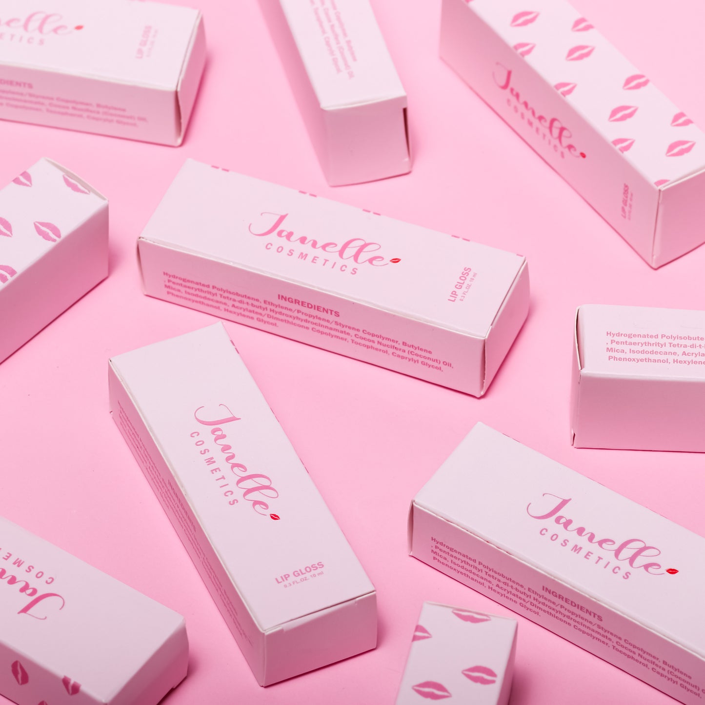 Lip gloss (squeeze tube)