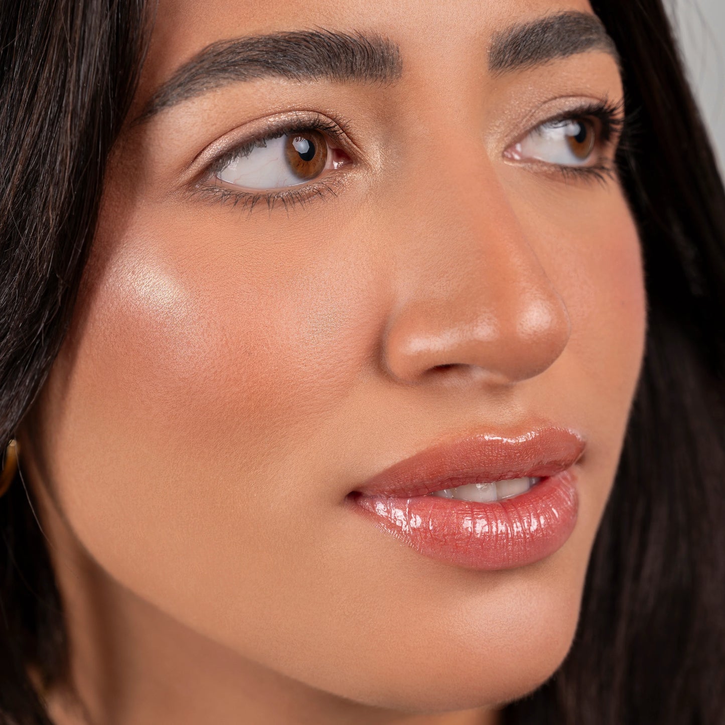 Lip gloss (squeeze tube)